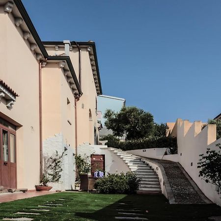 Rental Villa Bb Olbia Exterior photo
