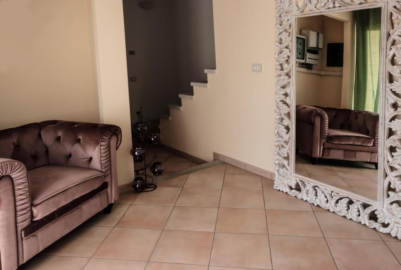 Rental Villa Bb Olbia Exterior photo
